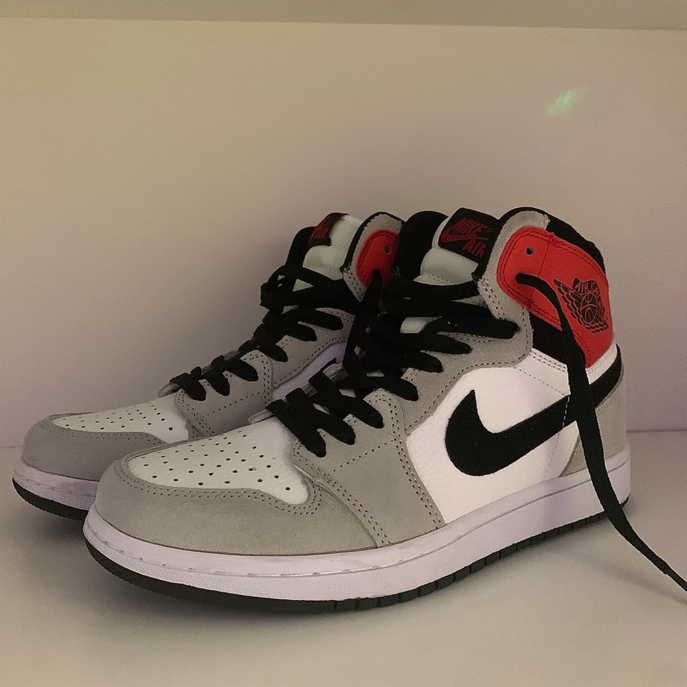 Men’s Jordan 1 Smoke Grey